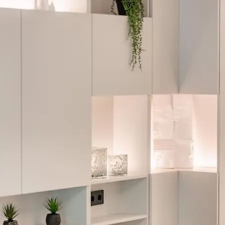Апартаменты Henry's Appt With A Private 413 - Shared Kitchen *