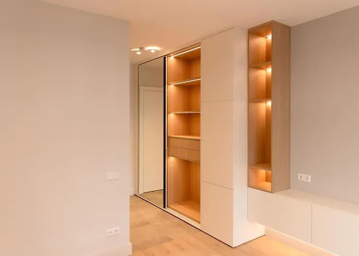 Henry's Appt With A Private 413 - Shared Kitchen * Luxembourg By