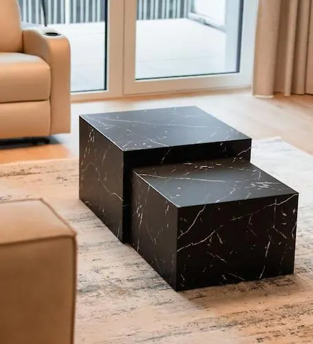 Henry's Appt With A Private 413 - Shared Kitchen *