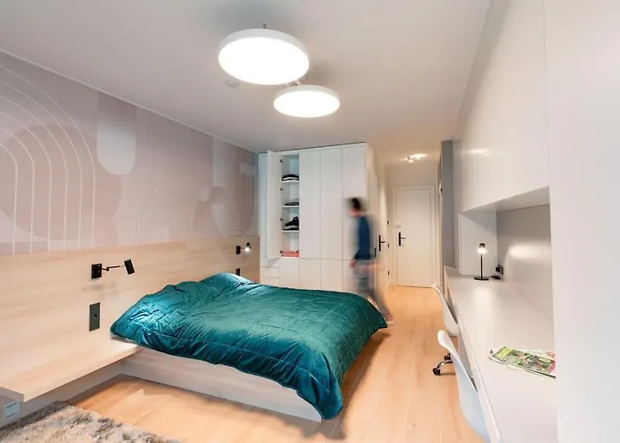 דירה Henry's Appt With A Private 413 - Shared Kitchen *