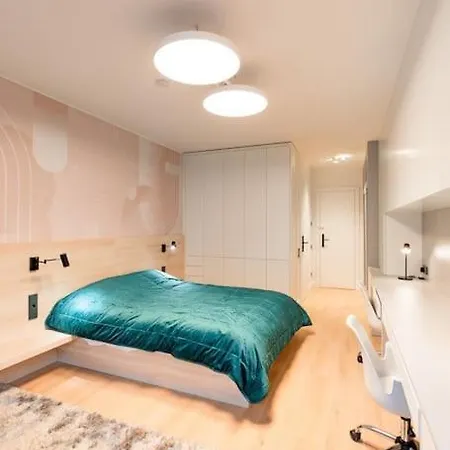 Henry's Appt With A Private 413 - Shared Kitchen Luxembourg