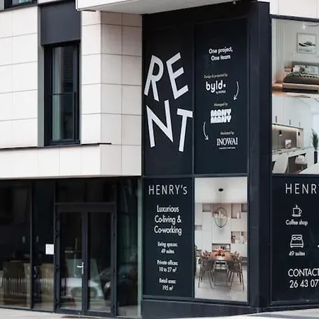 Henry's Appt With A Private 413 - Shared Kitchen *